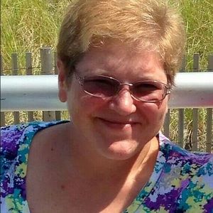 Meet your Posher, Angie